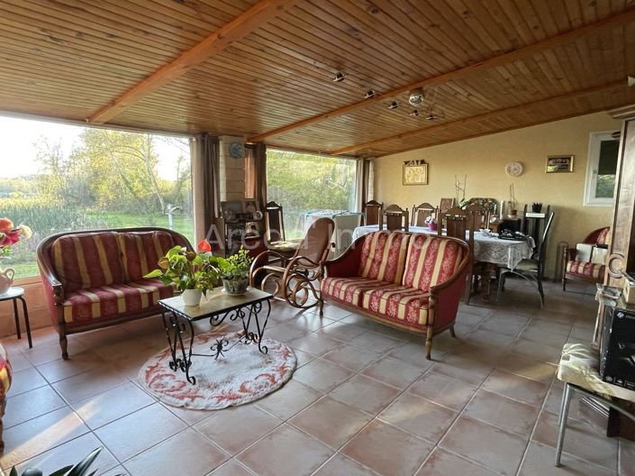 Image No.7-3 Bed House for sale