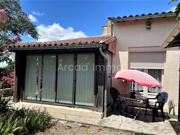 Image No.10-4 Bed House for sale