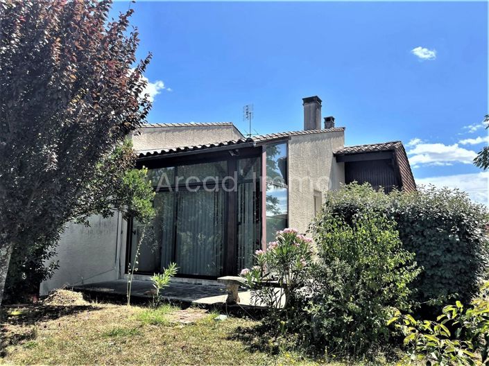 Image No.9-4 Bed House for sale