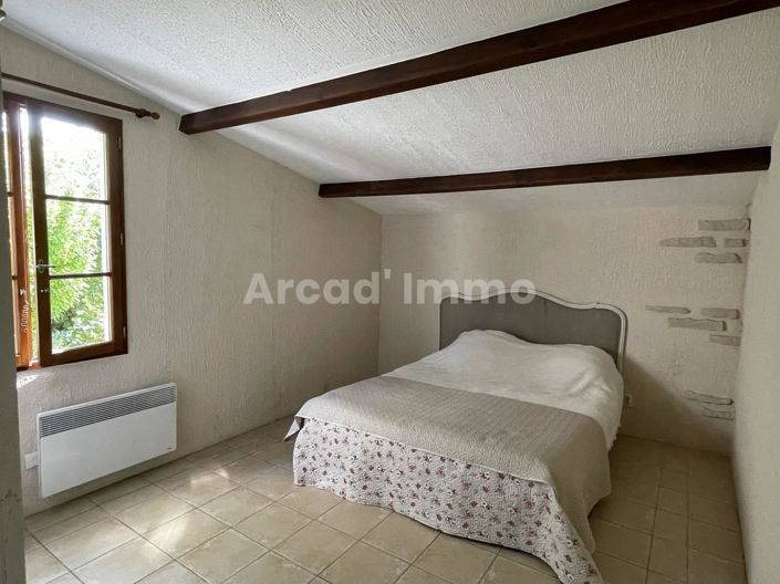 Image No.6-5 Bed House for sale