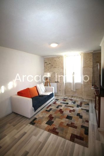 Image No.1-4 Bed House for sale