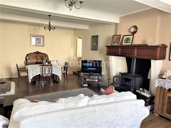 Image No.3-3 Bed House for sale