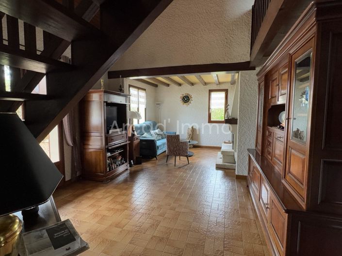 Image No.4-4 Bed House for sale