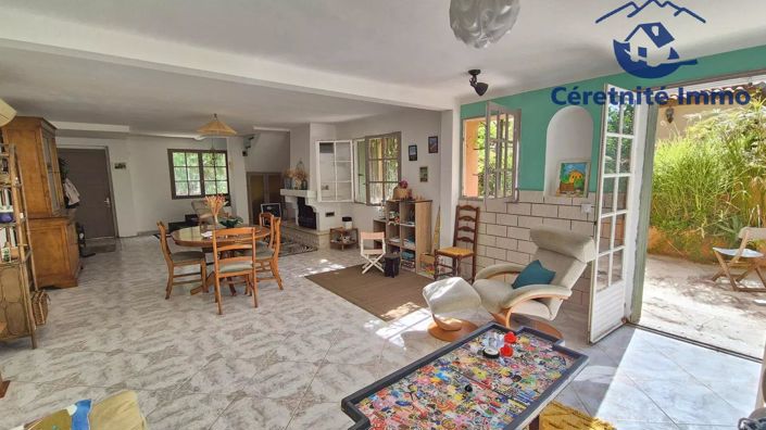 Image No.4-4 Bed House for sale