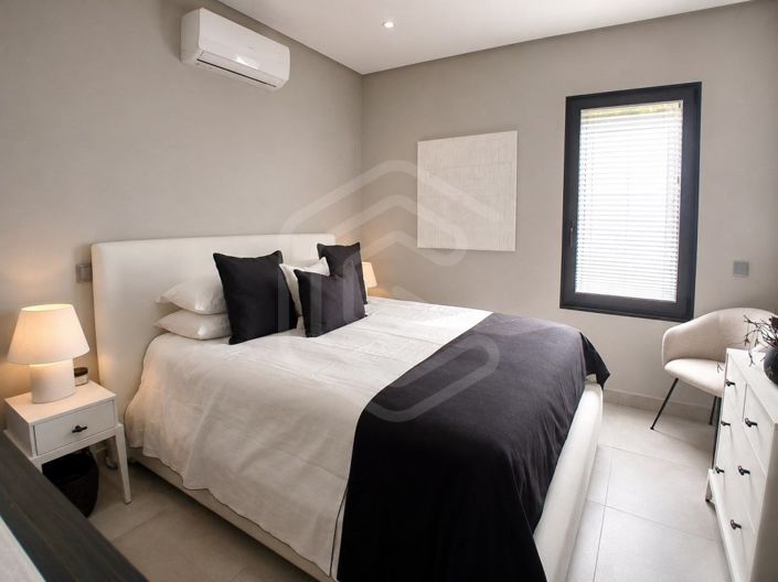 Image No.20-1 Bed Apartment for sale