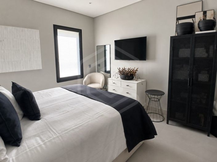 Image No.21-1 Bed Apartment for sale