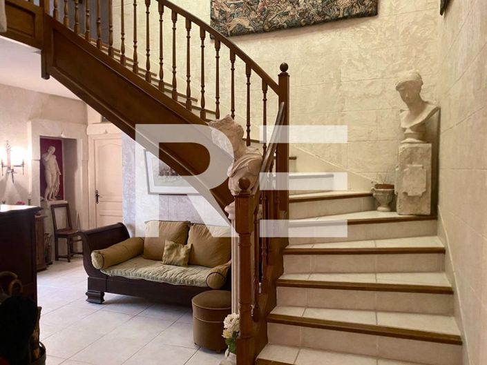 Image No.4-5 Bed House for sale