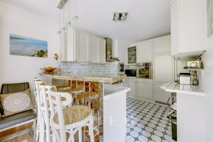 Image No.6-Maison de 3 chambres à vendre à Versailles