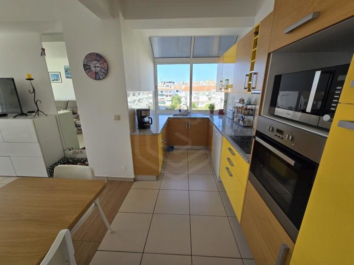 Image No.11-Apartment for sale