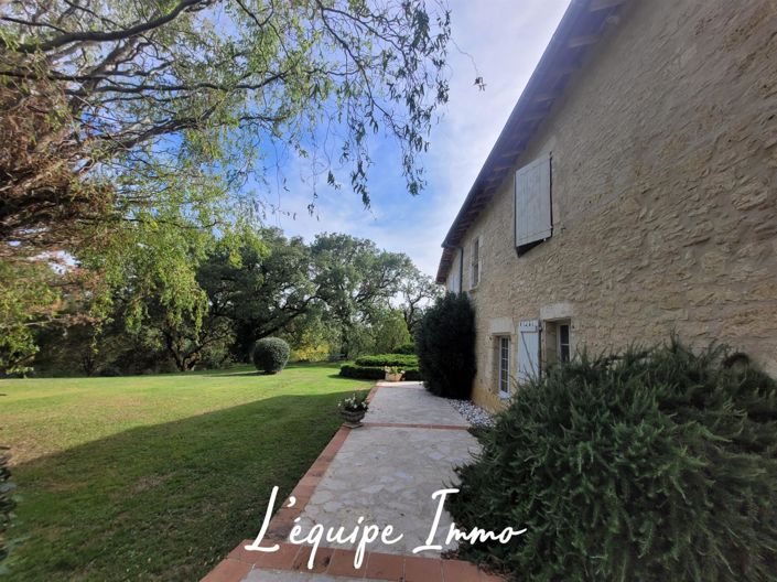 Image No.13-9 Bed House for sale