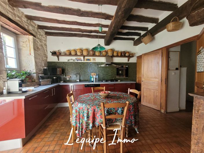 Image No.9-9 Bed House for sale