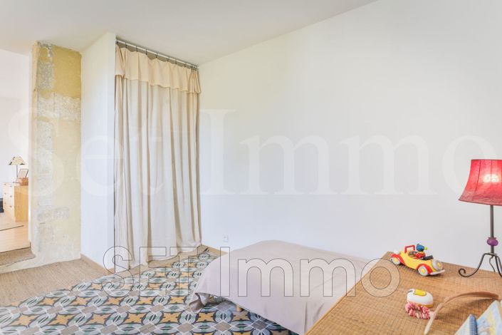 Image No.18-4 Bed House for sale