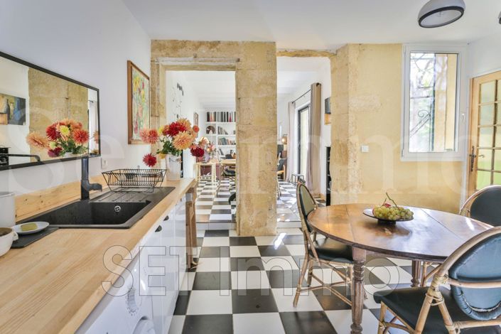 Image No.2-4 Bed House for sale