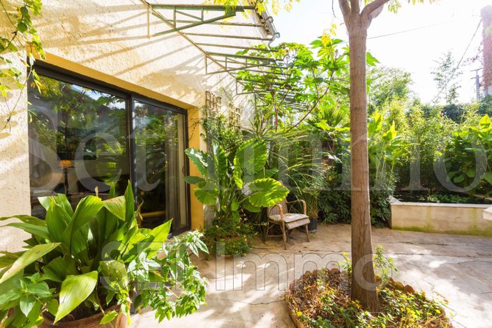 Image No.3-4 Bed House for sale