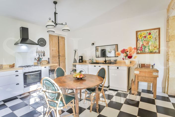 Image No.7-4 Bed House for sale