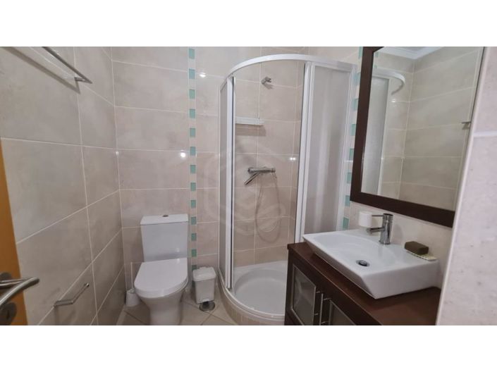 Image No.20-2 Bed Apartment for sale