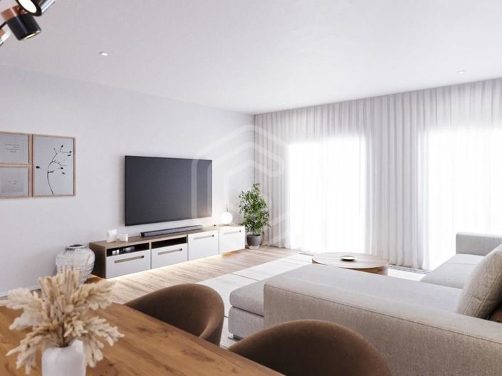 Image No.3-3 Bed Apartment for sale