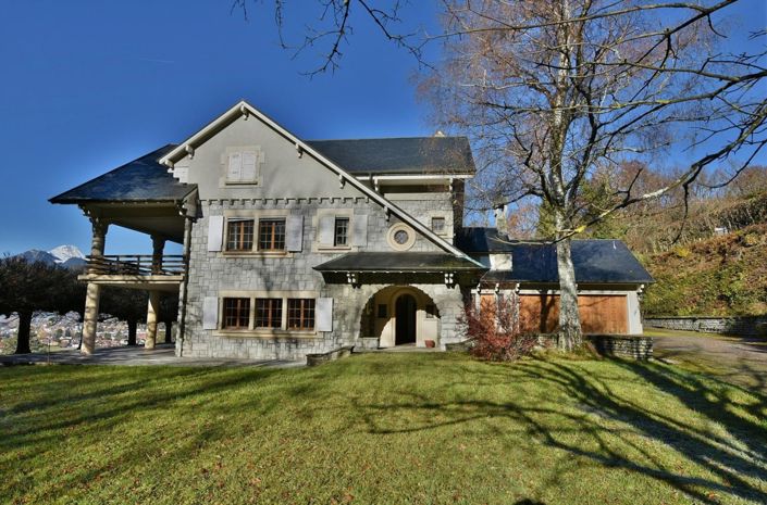 Image No.3-8 Bed House for sale