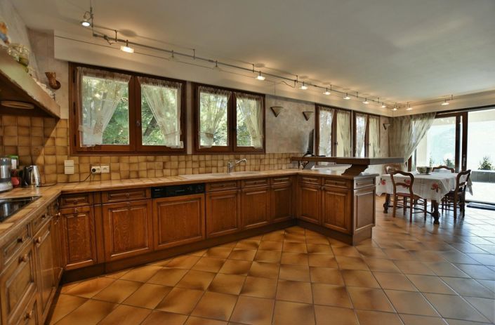 Image No.10-Maison de 4 chambres à vendre à Châtillon-sur-Cluses