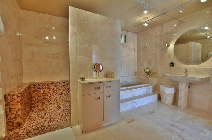 Image No.11-Maison de 4 chambres à vendre à Châtillon-sur-Cluses