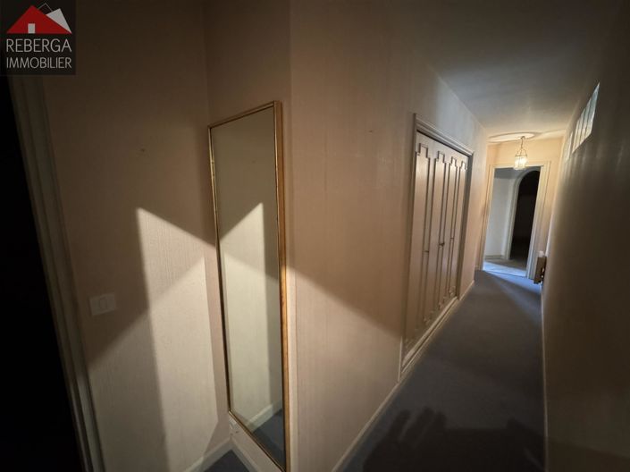 Image No.11-5 Bed House for sale