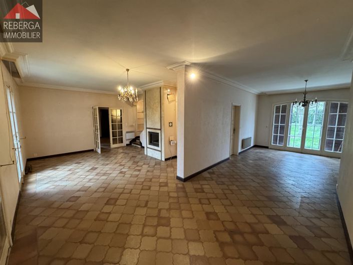 Image No.4-5 Bed House for sale