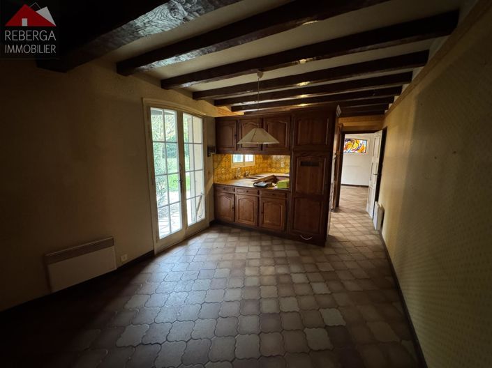 Image No.6-5 Bed House for sale