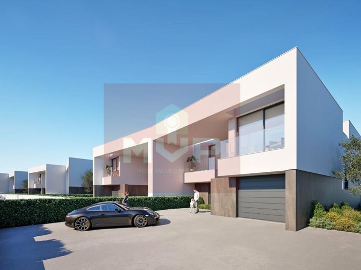 Image No.4-4 Bed House for sale