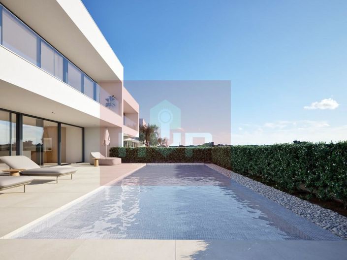 Image No.6-4 Bed House for sale