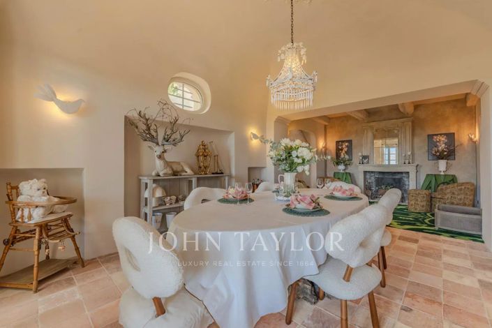 Image No.20-Maison de 9 chambres à vendre à Grasse