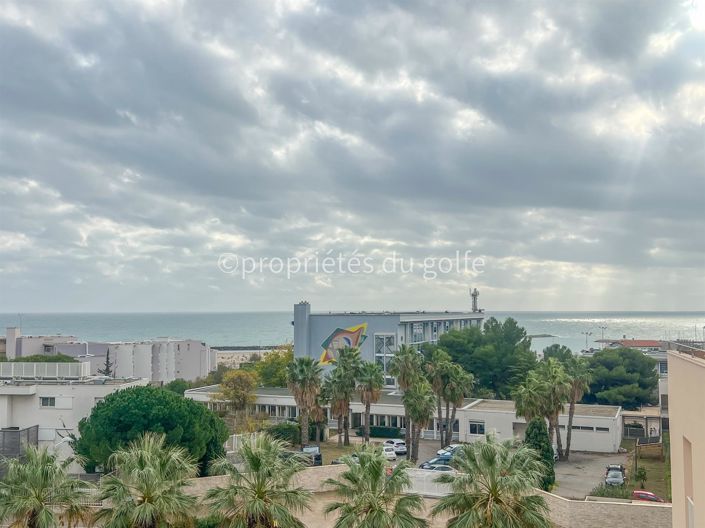 Image No.18-3 Bed Apartment for sale