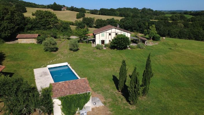 Image No.21-4 Bed House for sale