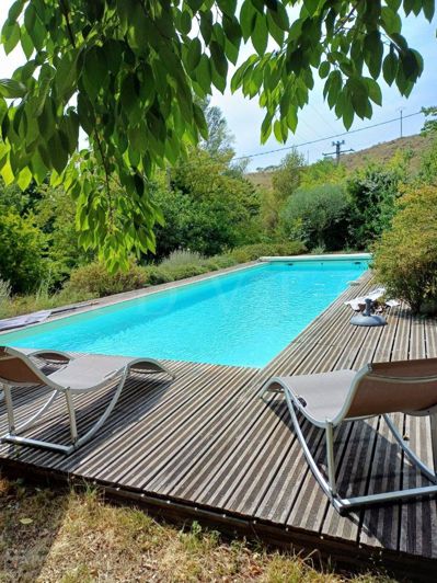 Image No.3-3 Bed Property for sale