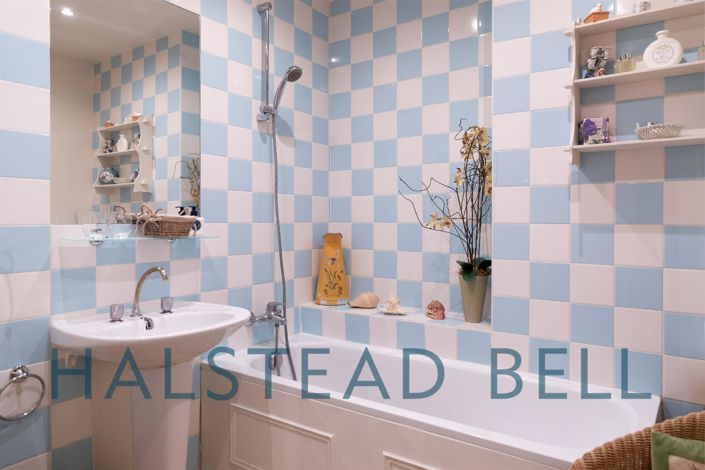 Image No.12-9 Bed House for sale