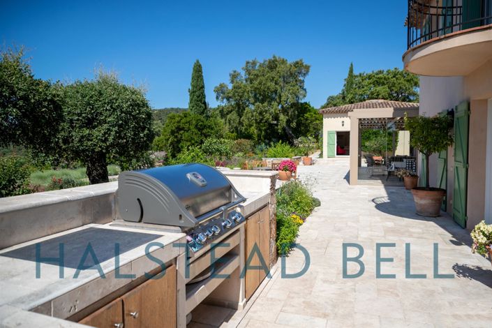 Image No.18-9 Bed House for sale