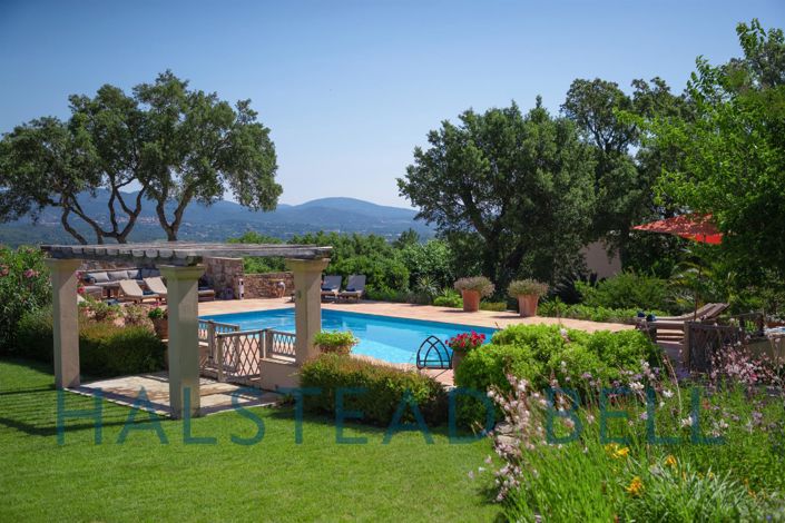 Image No.20-9 Bed House for sale