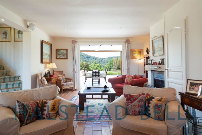 Image No.3-9 Bed House for sale