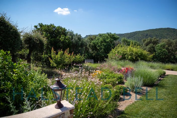 Image No.31-9 Bed House for sale