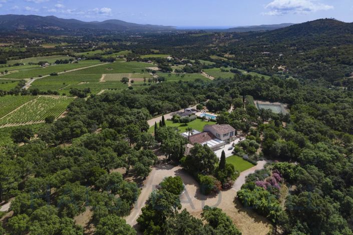 Image No.32-9 Bed House for sale