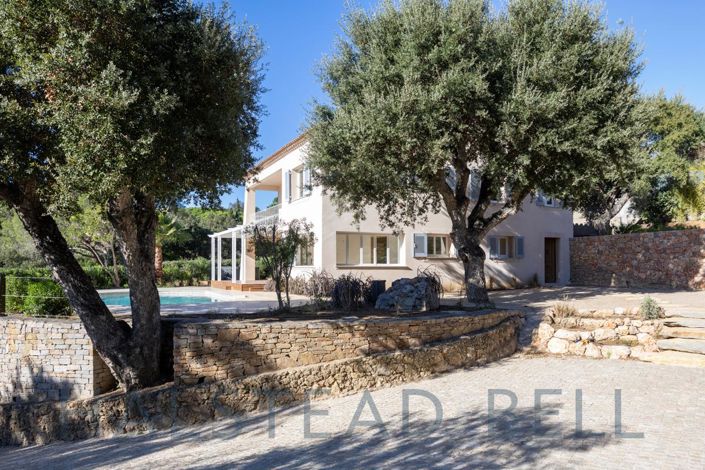 Image No.2-6 Bed House for sale