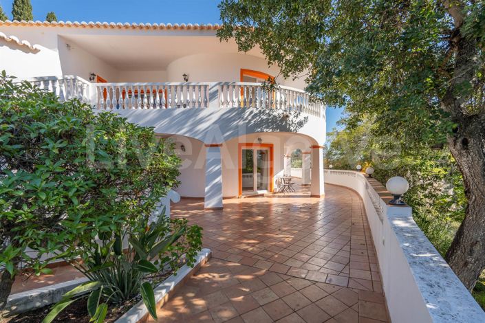 Image No.32-6 Bed House for sale