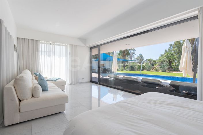 Image No.32-4 Bed House for sale