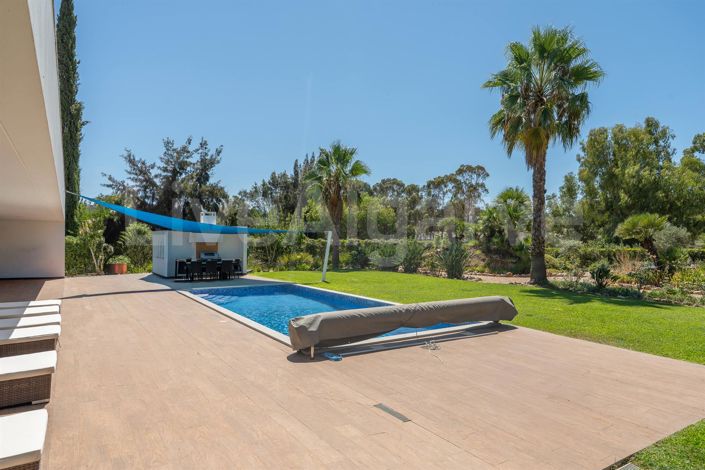 Image No.37-4 Bed House for sale