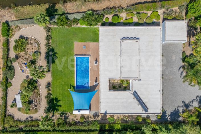 Image No.51-4 Bed House for sale