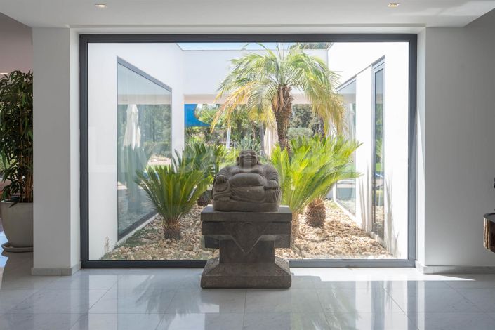 Image No.7-4 Bed House for sale