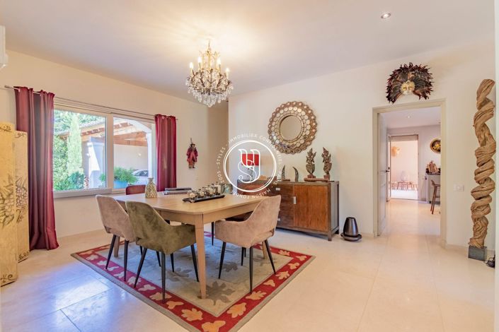 Image No.11-6 Bed House for sale