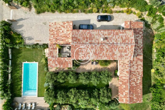 Image No.8-4 Bed House for sale