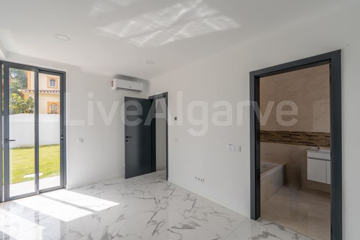 Image No.10-Maison de 4 chambres à vendre à Lagos