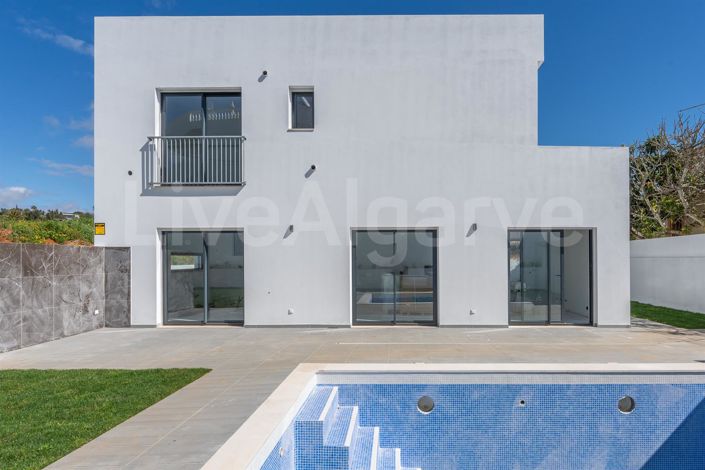 Image No.12-Maison de 4 chambres à vendre à Lagos