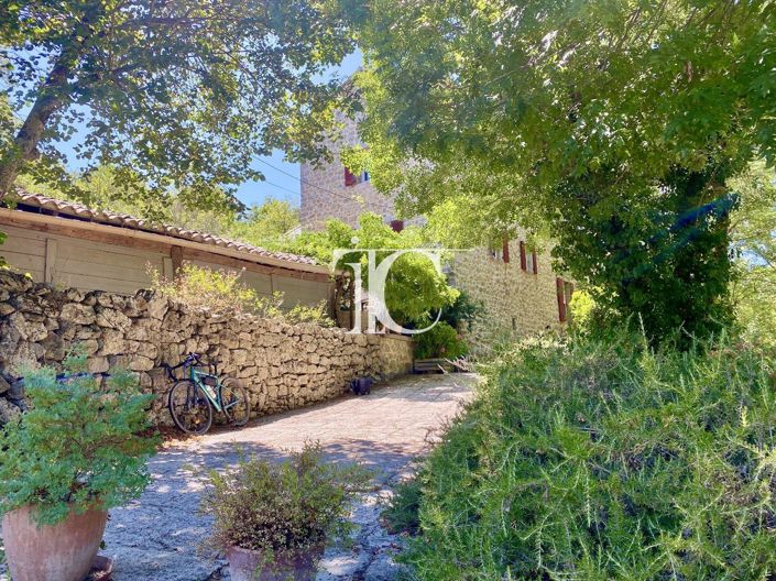 Image No.1-Maison de 5 chambres à vendre à Saint-Paul-le-Jeune